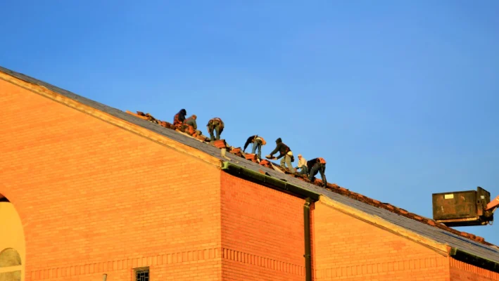 Is roofing hard to learn?