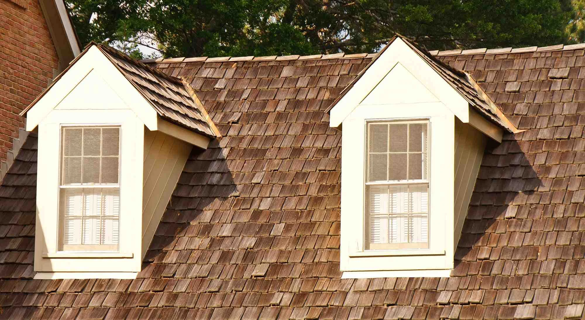 What is flashing a roof?