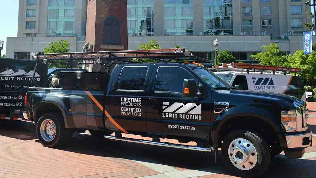 How do you investigate a roofing company?