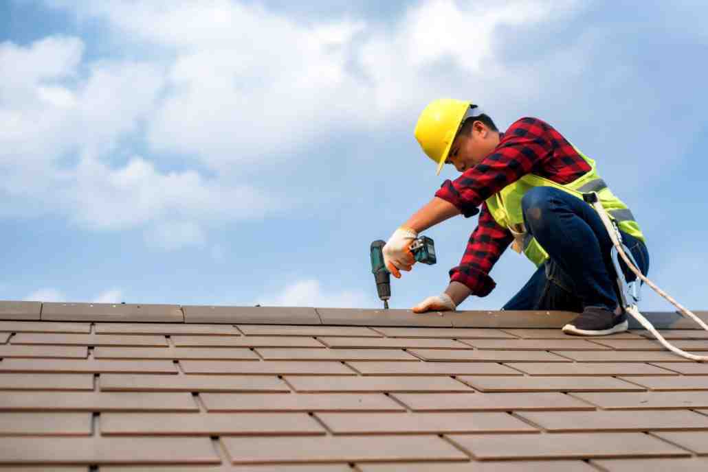 How many hours does it take to install a roof?