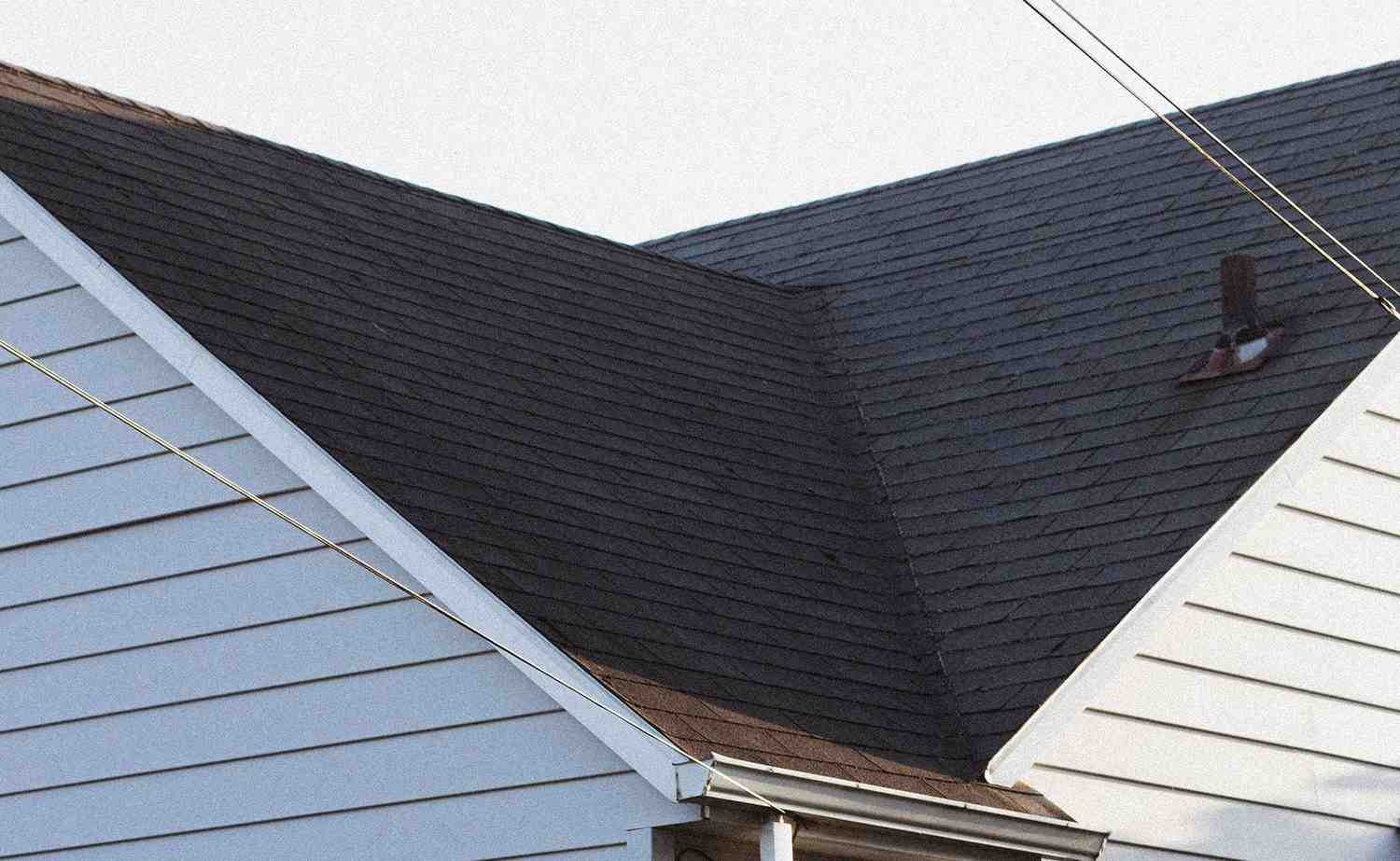 How much should you pay a roofer?